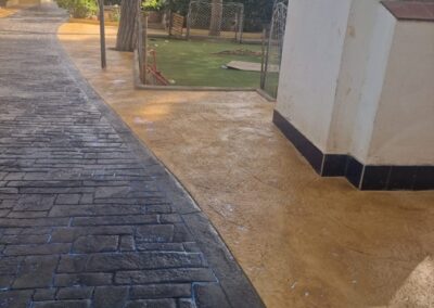 Hormigon impreso jardin Badalona