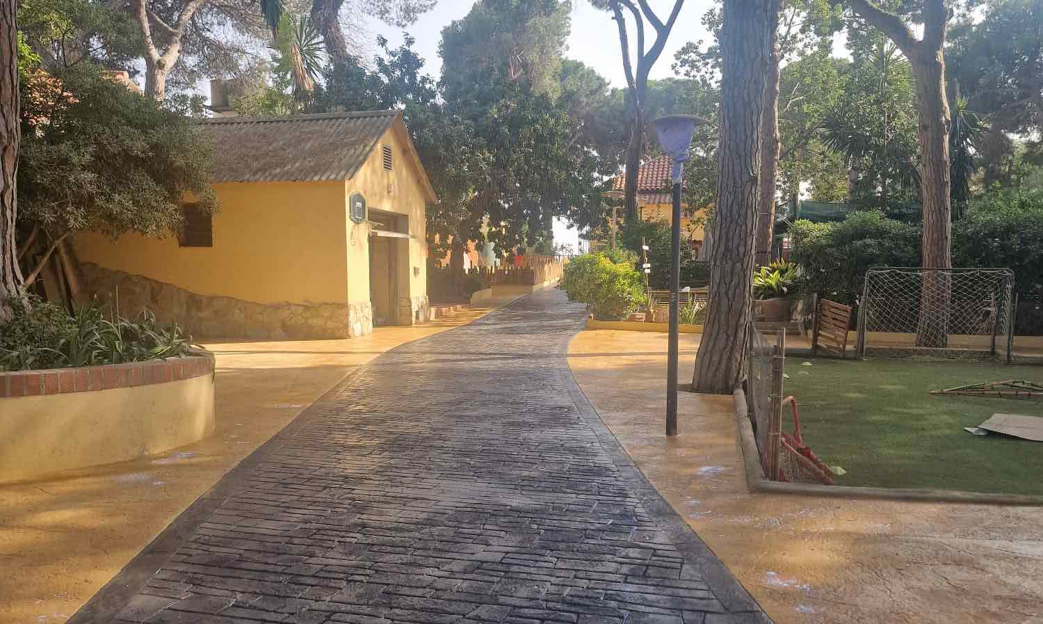 Hormigon impreso jardin Badalona
