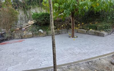 Hormigón impreso para el jardín de una casa en Vallromanes (Vallès Oriental)